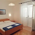Marika Seaside Apartments Drasnice Sea View, Parking & Near Beach