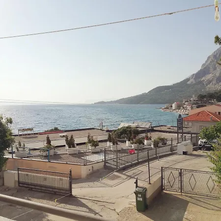 Marika Seaside Sea View, Parking & Near Apartment Drašnice
