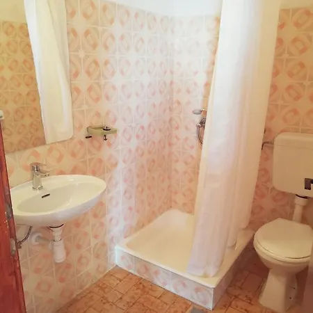 Apartment Marika Seaside Retreat-Drasnice *